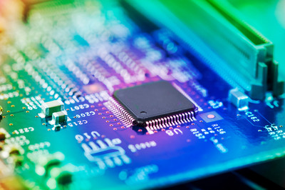 深圳MCU芯片廠商迎來曙光 消費電子需求回暖，行業軟件開發驅動庫存去化與價值提升